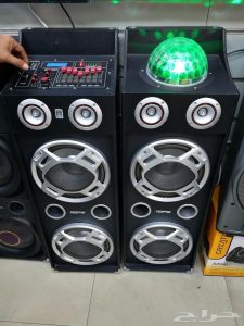 تاجير سماعات كبيرة