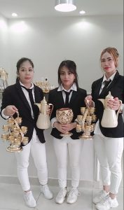 قهوجيات وقهوجين