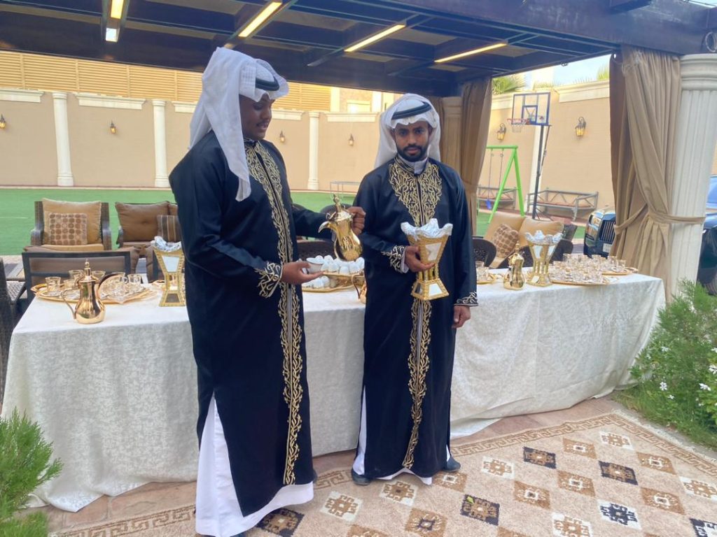 قهوجين وقهوجيات